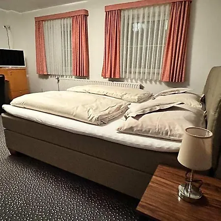 Hotel Und Restaurant Pinkenburg Wennigsen