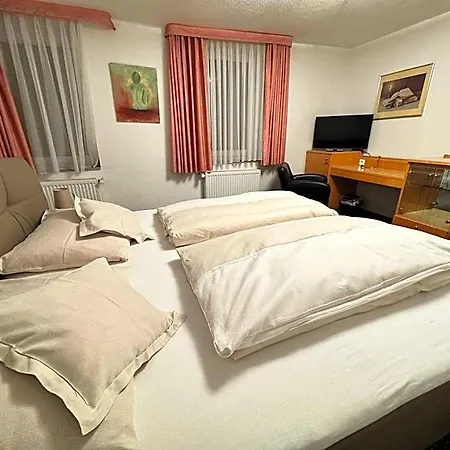 Und Restaurant Pinkenburg 3*
